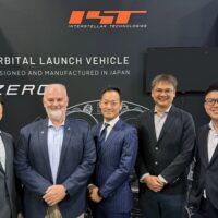 初号機の顧客5社･団体が決定